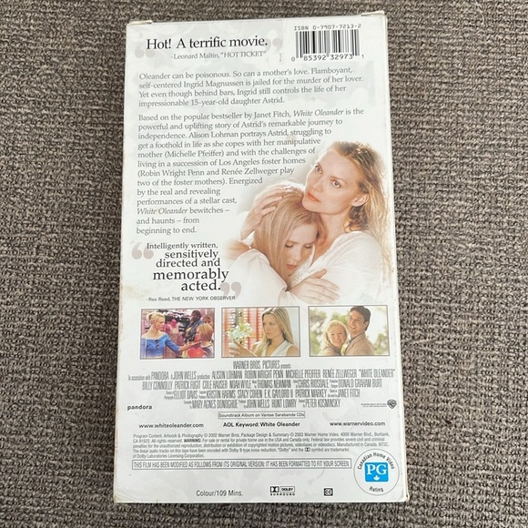 White Oleander VHS Tape Vintage 2002 Warner Bros Zellweger Pfeiffer Wright - Picture 2 of 4